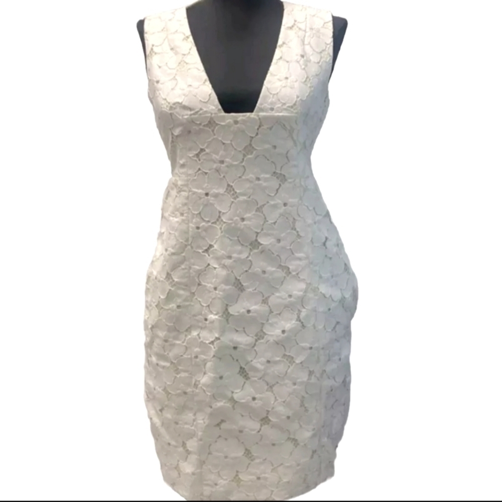 Diane vonFurstenberg White Lace Pale Yellow Cut Out Dress Size 4 Pockets B22#1